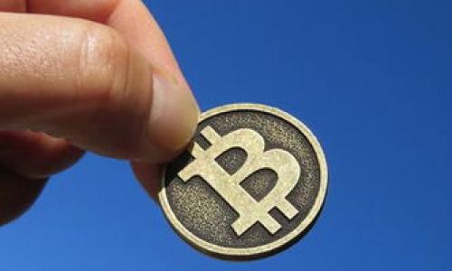 baioti加密货币钱包的安全性指南：如何保护你的数字资产/baioti  
加密货币, 钱包安全, 数字资产, 保护措施/guanjianci  

### 内容主体大纲
1. **引言**
    - 加密货币的普及和钱包的重要性
    - 安全性对用户的重要性

2. **加密货币钱包的类型**
    - 热钱包和冷钱包的区别
    - 各种钱包的优缺点

3. **如何选择一个安全的钱包**
    - 钱包的安全性评估标准
    - 用户评价和信誉的重要性

4. **加密货币钱包常见的安全威胁**
    - 钓鱼攻击
    - 恶意软件和病毒
    - 社会工程学攻击

5. **保护你的加密货币钱包的最佳实践**
    - 使用强密码和双重认证
    - 定期备份钱包
    - 保持软件更新

6. **钱包安全风险应对措施**
    - 冷钱包 vs 热钱包使用场景
    - 应对失窃或丢失的步骤

7. **未来的加密货币钱包安全趋势**
    - 新兴技术对安全性的影响
    - 监管政策对用户保护的潜在影响

8. **结论**
    - 重申加密货币钱包安全的重要性
    - 号召用户采取积极行动保护资产

### 详细内容

#### 引言
近年来，加密货币的迅速崛起引发了全球金融领域的巨大变革。越来越多的人开始投资和交易比特币、以太坊等数字货币，这推动了加密货币钱包的需求。钱包是存储和管理数字资产的工具，但其安全性至关重要。安全性不足可能导致用户资产的丢失，因此，了解如何保护自己的加密货币钱包，对于每位投资者而言，是至关重要的。

#### 加密货币钱包的类型
热钱包和冷钱包的区别
加密货币钱包可分为热钱包和冷钱包。热钱包是指连接互联网的钱包，方便用户随时进行交易，适合频繁使用。但由于其联网特性，热钱包易受到网络攻击。

各种钱包的优缺点
冷钱包储存离线，通常为硬件钱包或纸钱包，因此安全性高。但操作上不如热钱包便捷。如果用户需频繁交易，冷钱包可能不太适用。

#### 如何选择一个安全的钱包
钱包的安全性评估标准
选择加密货币钱包时，用户应考虑多个安全性评估标准，如加密算法、安全功能（如双重认证）、操作界面等。此外，选择知名度高、用户评价好的钱包也至关重要。

用户评价和信誉的重要性
用户体验和社区反馈可以提供钱包实际使用的第一手信息，特别是在安全性方面。用户可以通过论坛、社交媒体等平台了解其他用户的推荐和警告。

#### 加密货币钱包常见的安全威胁
钓鱼攻击
钓鱼攻击是最常见的骗局之一，攻击者伪造网页以获取用户的钱包信息。用户应小心点击链接，确保输入信息的网站是真实的。

恶意软件和病毒
恶意软件可以偷偷监视用户网页活动或记录键入的密码。用户需要安装有效的杀毒软件，并定期扫描系统。

社会工程学攻击
许多网络攻击者还采用社会工程学手段以欺骗用户泄露个人信息。教育用户注意安全，避免泄露身份信息，是保护钱包安全的重要措施。

#### 保护你的加密货币钱包的最佳实践
使用强密码和双重认证
强密码是保护钱包的第一道防线，建议使用长且复杂的密码。此外，启用双重认证功能，可以有效增加安全性。

定期备份钱包
备份钱包指标允许用户在钱包丢失或受损时恢复资产。建议将备份保存在不同于主设备的地方，比如USB闪存驱动器。

保持软件更新
保持钱包软件和杀毒软件的最新状态，可以有效抵御新出现的网络攻击和漏洞。定期检查更新，并及时安装新的安全补丁。

#### 钱包安全风险应对措施
冷钱包 vs 热钱包使用场景
冷钱包最适合长期存储大量加密资产，而热钱包适合日常交易。用户应根据自己的需求合理配置使用，不同场景采取不同的安全措施。

应对失窃或丢失的步骤
如果发现钱包丢失或被盗，用户应立即采取相应措施，如更改相关密码、联系钱包服务提供商并锁定账户。及时采取行动能最大限度地减少财产损失。

#### 未来的加密货币钱包安全趋势
新兴技术对安全性的影响
随着技术的发展，生物识别技术、人工智能等将在钱包安全中起到越来越重要的作用。这些新技术有望提供更为安全的交易环境，保护用户资产。

监管政策对用户保护的潜在影响
随着加密货币行业的逐渐成熟，监管政策的推出将为用户提供更好的保护，减少诈骗和盗窃事件的发生。用户应关注行业动态并做好相应的风险管理。

#### 结论
加密货币钱包的安全性不仅仅是技术问题，更关乎每位投资者的切身利益。通过了解加密钱包的特点，评估安全风险，并采取相应的保护措施，用户可以更有效地保护自己的数字资产不受威胁。

### 相关问题
1. 加密货币钱包的类型有哪些？
2. 如何评估一个钱包的安全性？
3. 针对钓鱼攻击，有哪些防范措施？
4. 热钱包和冷钱包的适用场景分别是什么？
5. 加密货币钱包被盗后应怎样处理？
6. 未来的加密货币技术发展趋势将如何影响钱包安全？
7. 作为用户，如何跟上加密货币钱包安全性变化的步伐？  

（每个问题的详细回答将在后续内容中展开，每个问题的回答将围绕700个字展开。）